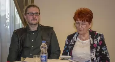 „Wracam”. Teresa Paryna wydała nowy tomik wierszy