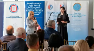 Debatowali nad problemami dzieci i młodzieży [ZDJĘCIA]