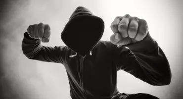 Brutalnie zaatakowali trójkę dzieci. Podejrzanymi dwaj dorośli mężczyźni