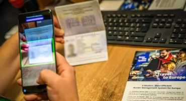 System EES działa jak należy. Fałszerstw jest coraz mniej