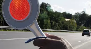 Na podwójnym gazie na dwóch kółkach. Efekt – 2,5 tys. zł mandatu