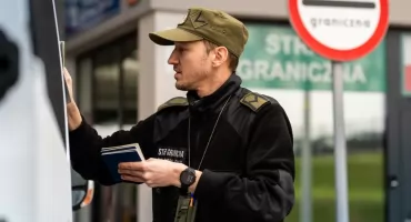 Deklaracja miłości nie wystarczyła. Podróżni otrzymali decyzję o odmowie wjazdu do Polski 