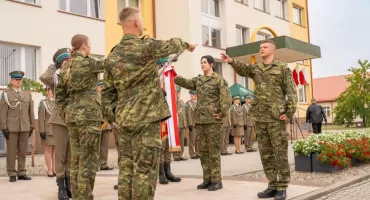 Ślubowali na sztandar BiOSG. Nowi pogranicznicy powitani w szeregach jednostki [ZDJĘCIA]